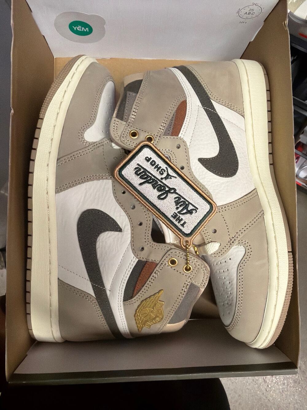 Air Jordan 1 High OG "Khaki" Sneakers Women's US 9.5 / Men's US 8
